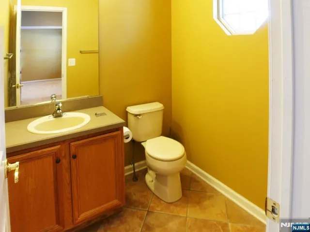 $850,000 | 30 Goldfinch Road, Jackson, NJ 08527