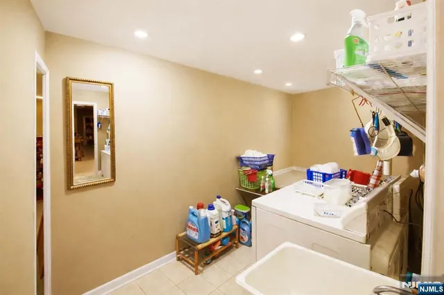 $850,000 | 30 Goldfinch Road, Jackson, NJ 08527