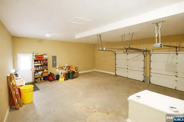 $850,000 | 30 Goldfinch Road, Jackson, NJ 08527