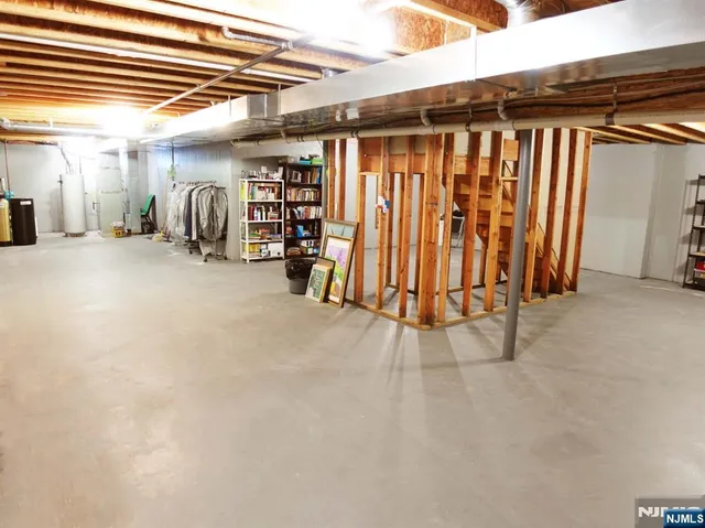 $850,000 | 30 Goldfinch Road, Jackson, NJ 08527