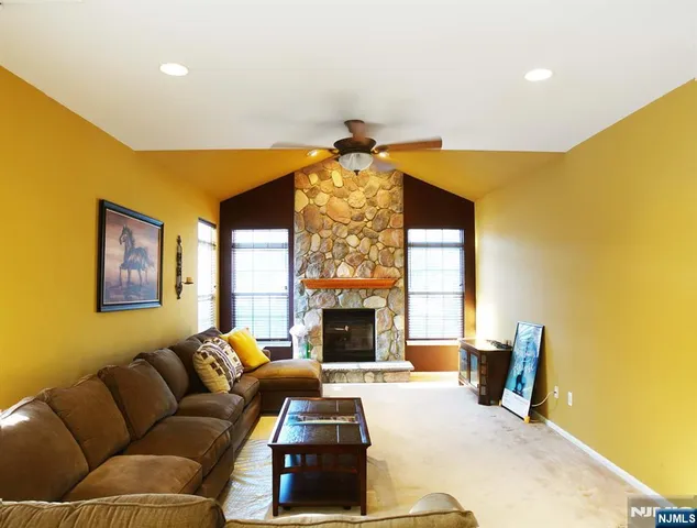 $850,000 | 30 Goldfinch Road, Jackson, NJ 08527