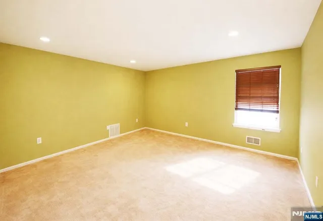 $850,000 | 30 Goldfinch Road, Jackson, NJ 08527