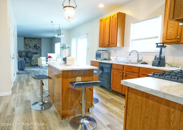 $519,999 | 2323 Snapdragon Point, East Stroudsburg, PA 18301