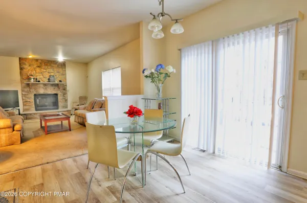 $519,999 | 2323 Snapdragon Point, East Stroudsburg, PA 18301