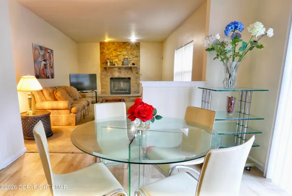 $519,999 | 2323 Snapdragon Point, East Stroudsburg, PA 18301