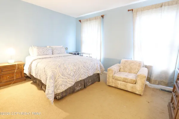 $519,999 | 2323 Snapdragon Point, East Stroudsburg, PA 18301