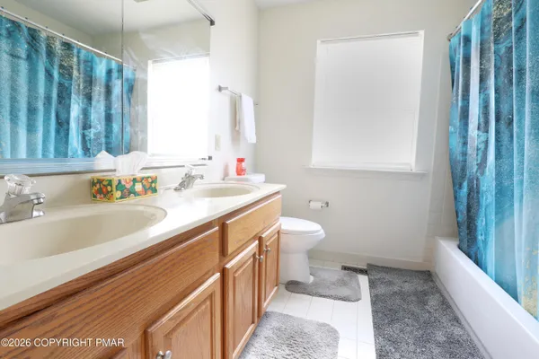 $519,999 | 2323 Snapdragon Point, East Stroudsburg, PA 18301