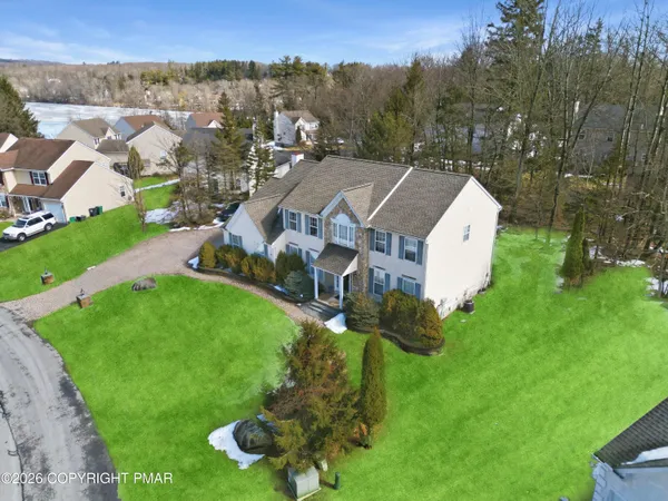$519,999 | 2323 Snapdragon Point, East Stroudsburg, PA 18301