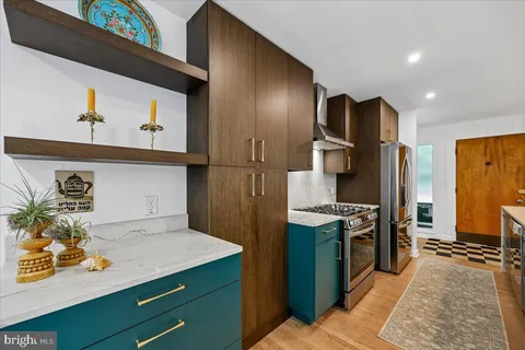 $1,150,000 | 10700 Keswick Street, Garrett Park, MD 20896
