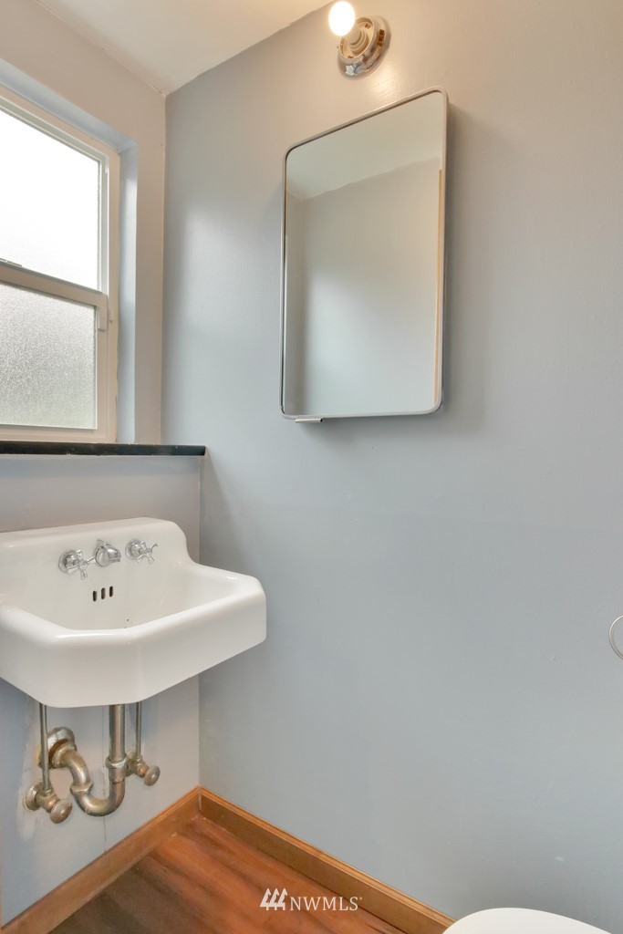 4312 Robin Road West University Place, WA 98466 - Photo 15 of 24 Gallery Image 15