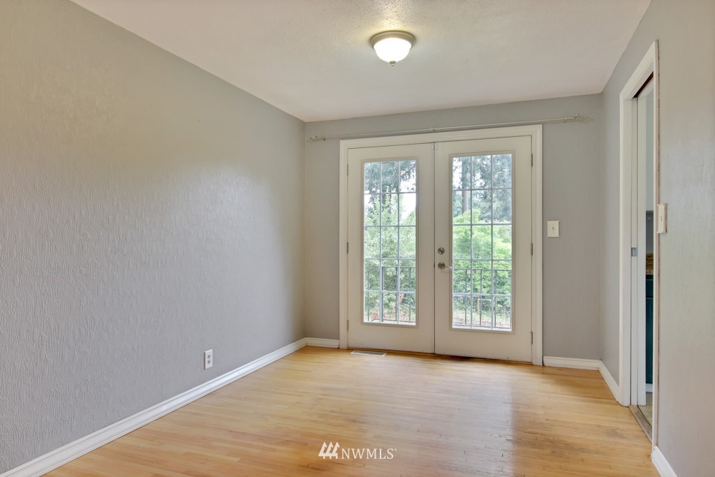 4312 Robin Road West University Place, WA 98466 - Photo 8 of 24 Gallery Image 8