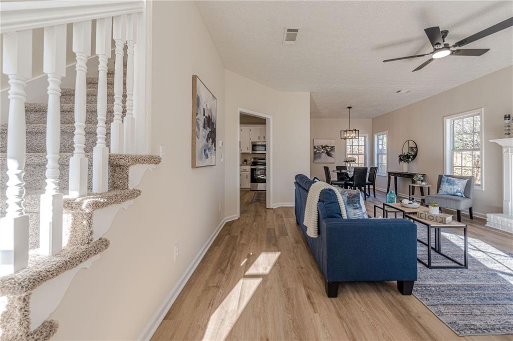 704 Jay Street Canton, GA 30115 - Photo 4 of 40