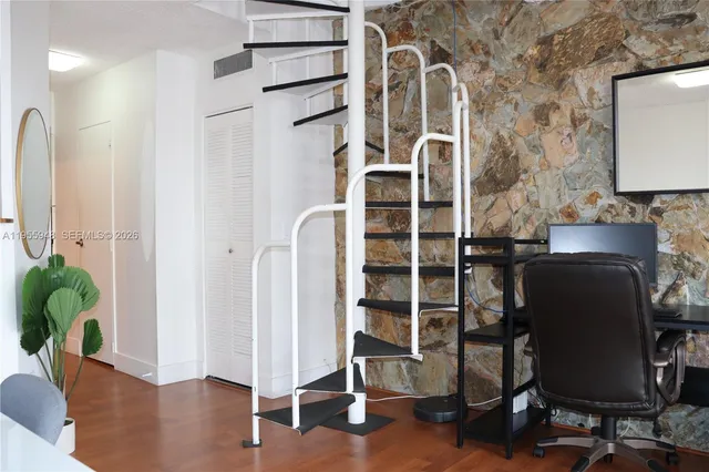 $1,950 | 7801 Northeast 4th Court, Unit 512, Miami, FL 33138