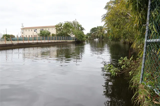 $1,950 | 7801 Northeast 4th Court, Unit 512, Miami, FL 33138