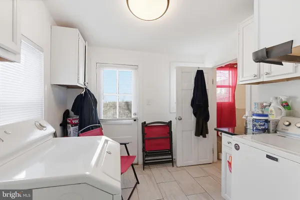 $367,000 | 233 Ellis Street, Burlington, NJ 08016