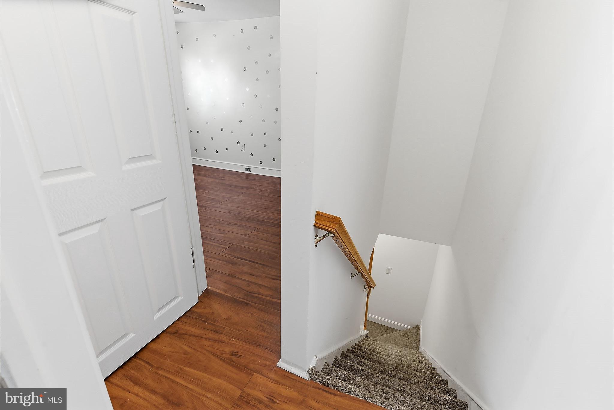 233 Ellis Street Burlington, NJ 08016 - Photo 29 of 36 a view of a hallway