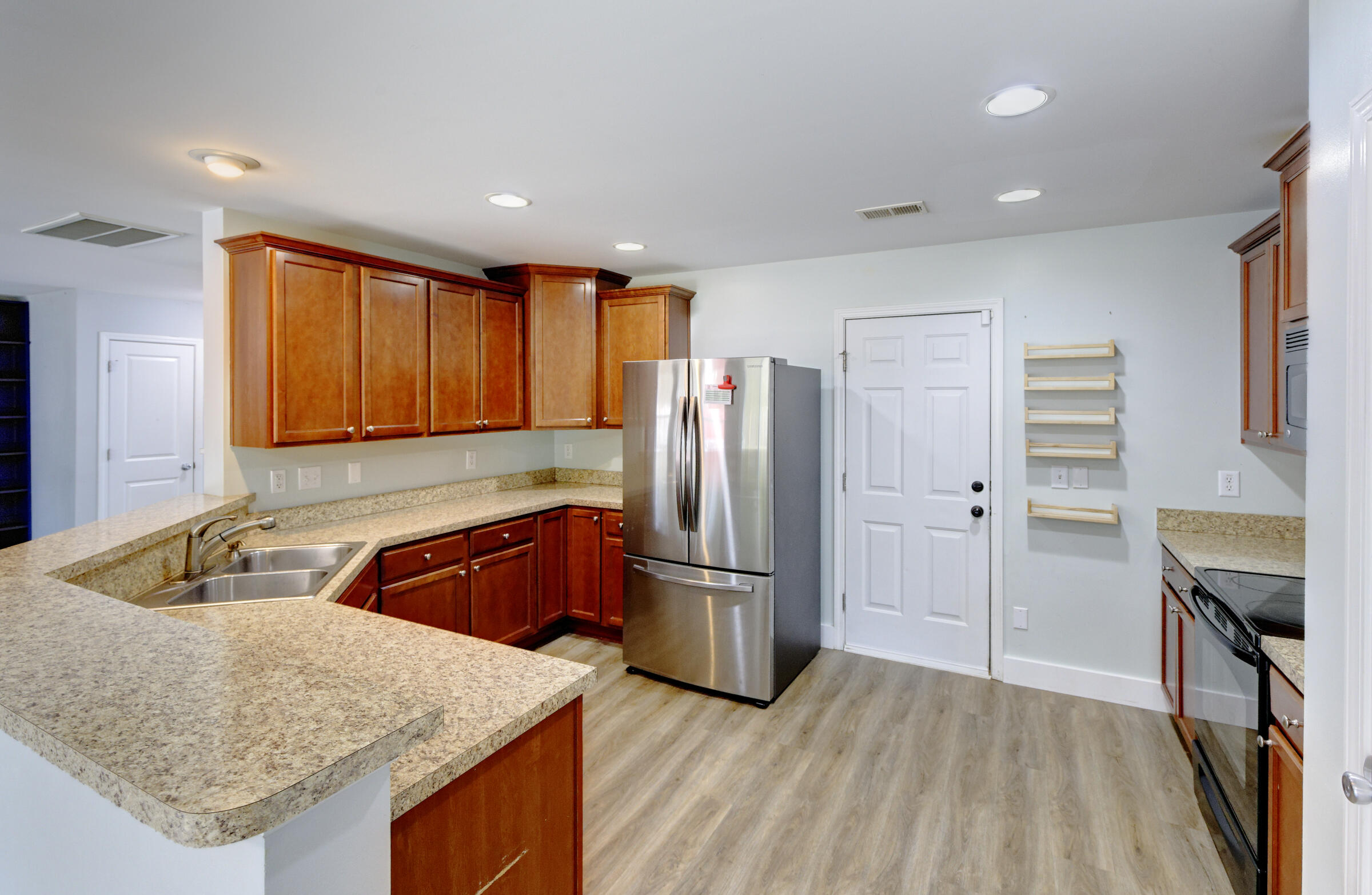 113 Farm Quarters Drive Goose Creek, SC 29445 - Photo 16 of 42 _MG_3954_DxO_5_DxO_6_DxO_Nik_DxO