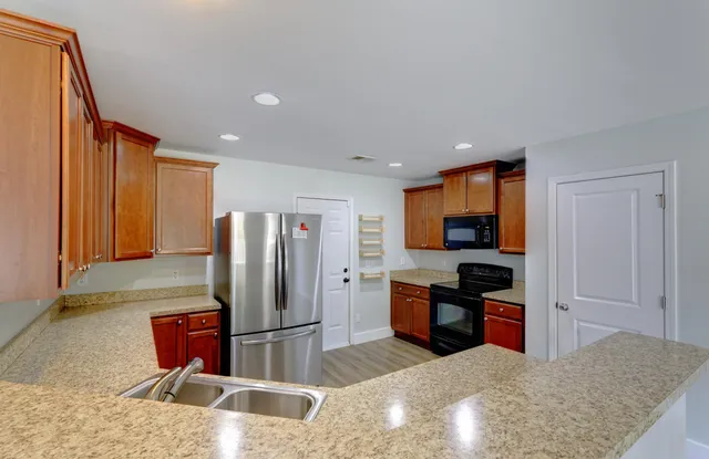 $385,000 | 113 Farm Quarters Drive, Goose Creek, SC 29445