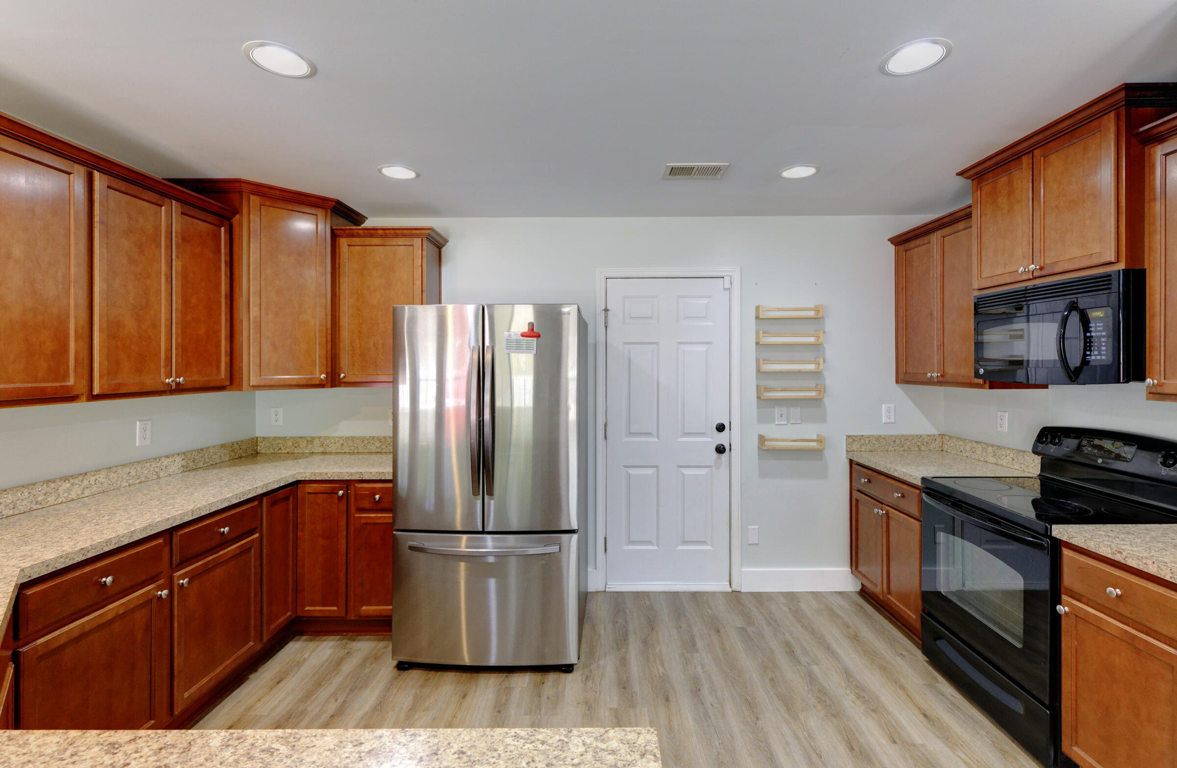 113 Farm Quarters Drive Goose Creek, SC 29445 - Photo 20 of 42 _MG_3987_DxO_8_DxO_9_DxO_Nik_DxO