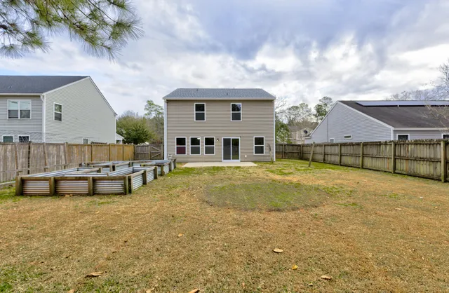 $385,000 | 113 Farm Quarters Drive, Goose Creek, SC 29445