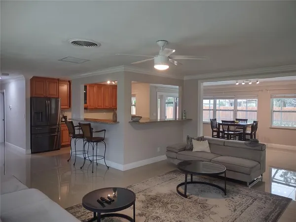 $3,500 | 2754 Renatta Drive, Belleair Bluffs, FL 33770