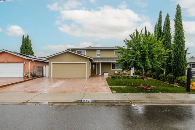 $1,999,900 | 1394 Glacier Drive, Milpitas, CA 95035