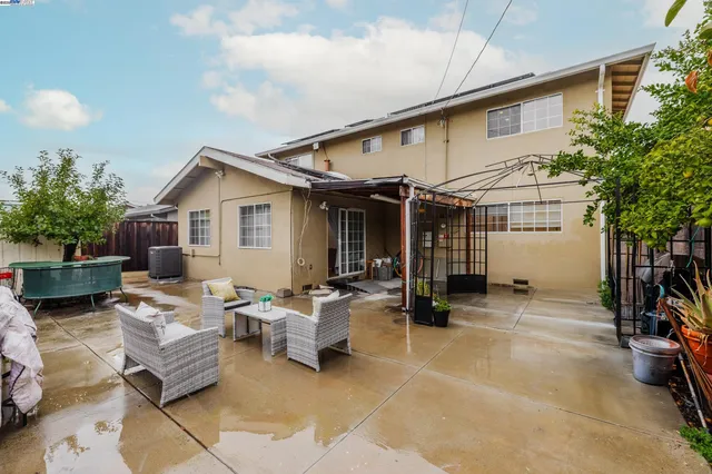 $1,999,900 | 1394 Glacier Drive, Milpitas, CA 95035