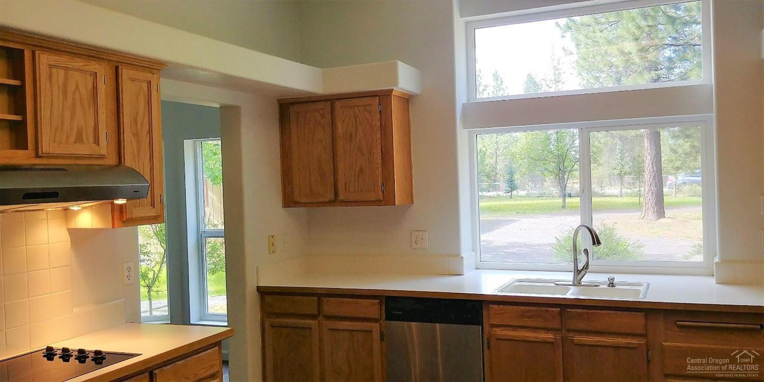 15973 Dawn Road La Pine, OR 97739 - Photo 7 of 25 Additional Photo