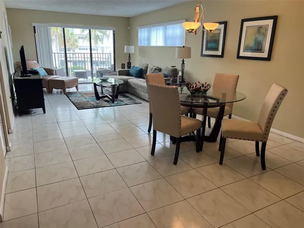 $3,100 | 445 Southeast 21st Avenue, Unit 201, Deerfield Beach, FL 33441