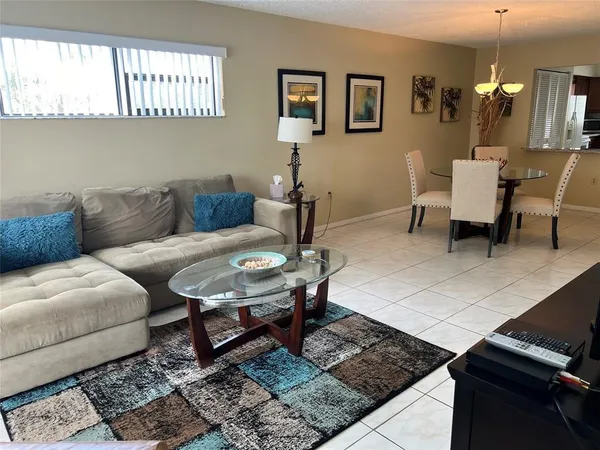 $3,100 | 445 Southeast 21st Avenue, Unit 201, Deerfield Beach, FL 33441