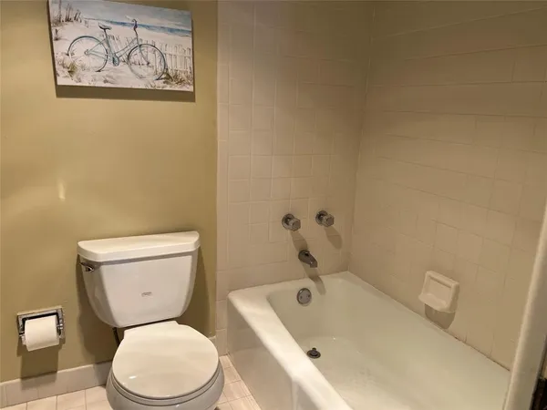 $3,100 | 445 Southeast 21st Avenue, Unit 201, Deerfield Beach, FL 33441
