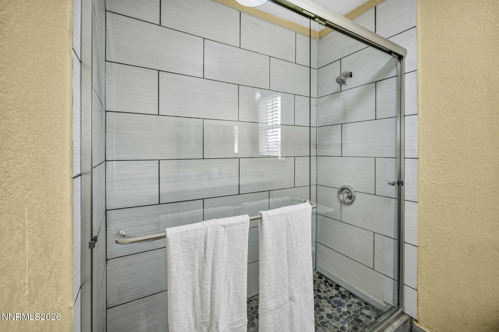 35 West 8th Street Reno, NV 89503 - Photo 28 of 62 a bathroom with a shower