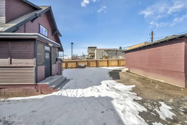 $4,000 | 35 West 8th Street, Reno, NV 89503