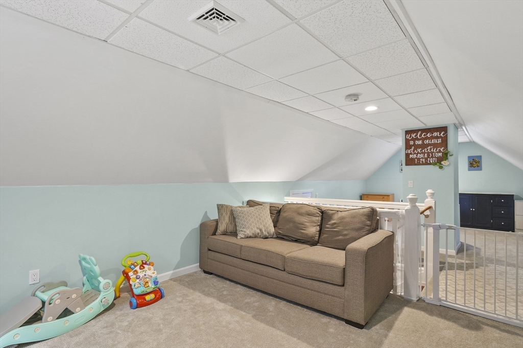 8 Upland Road Boylston, MA 01505 - Photo 20 of 30 Gallery Image 20