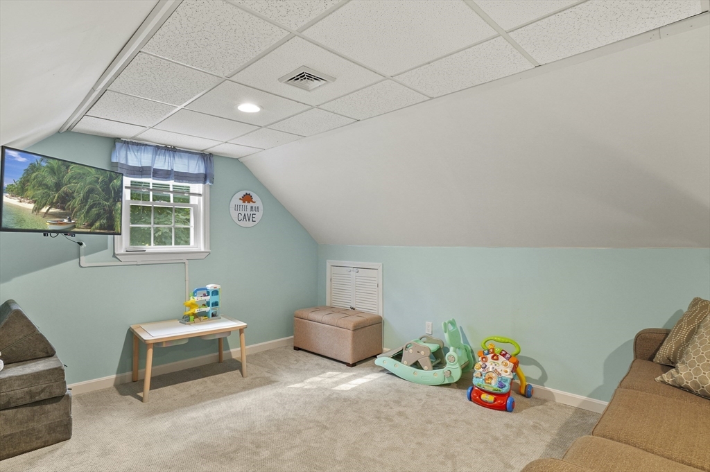 8 Upland Road Boylston, MA 01505 - Photo 21 of 30 Gallery Image 21