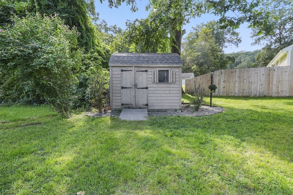 8 Upland Road Boylston, MA 01505 - Photo 27 of 30 Gallery Image 27