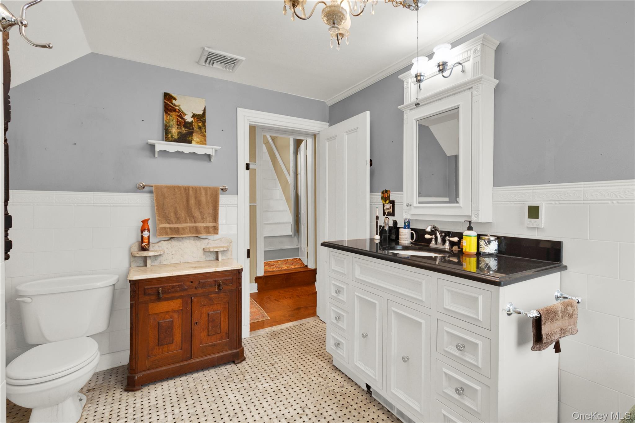 210 Old Town Road East Setauket, NY 11733 - Photo 20 of 28