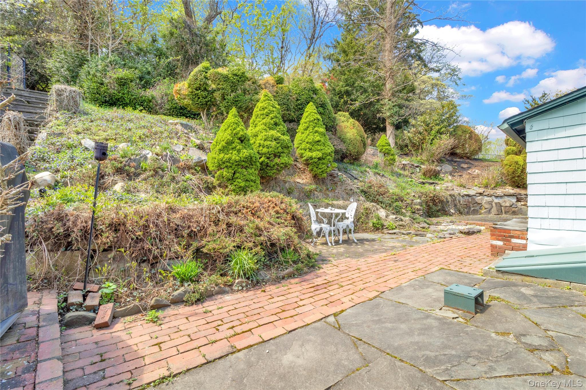 210 Old Town Road East Setauket, NY 11733 - Photo 26 of 28