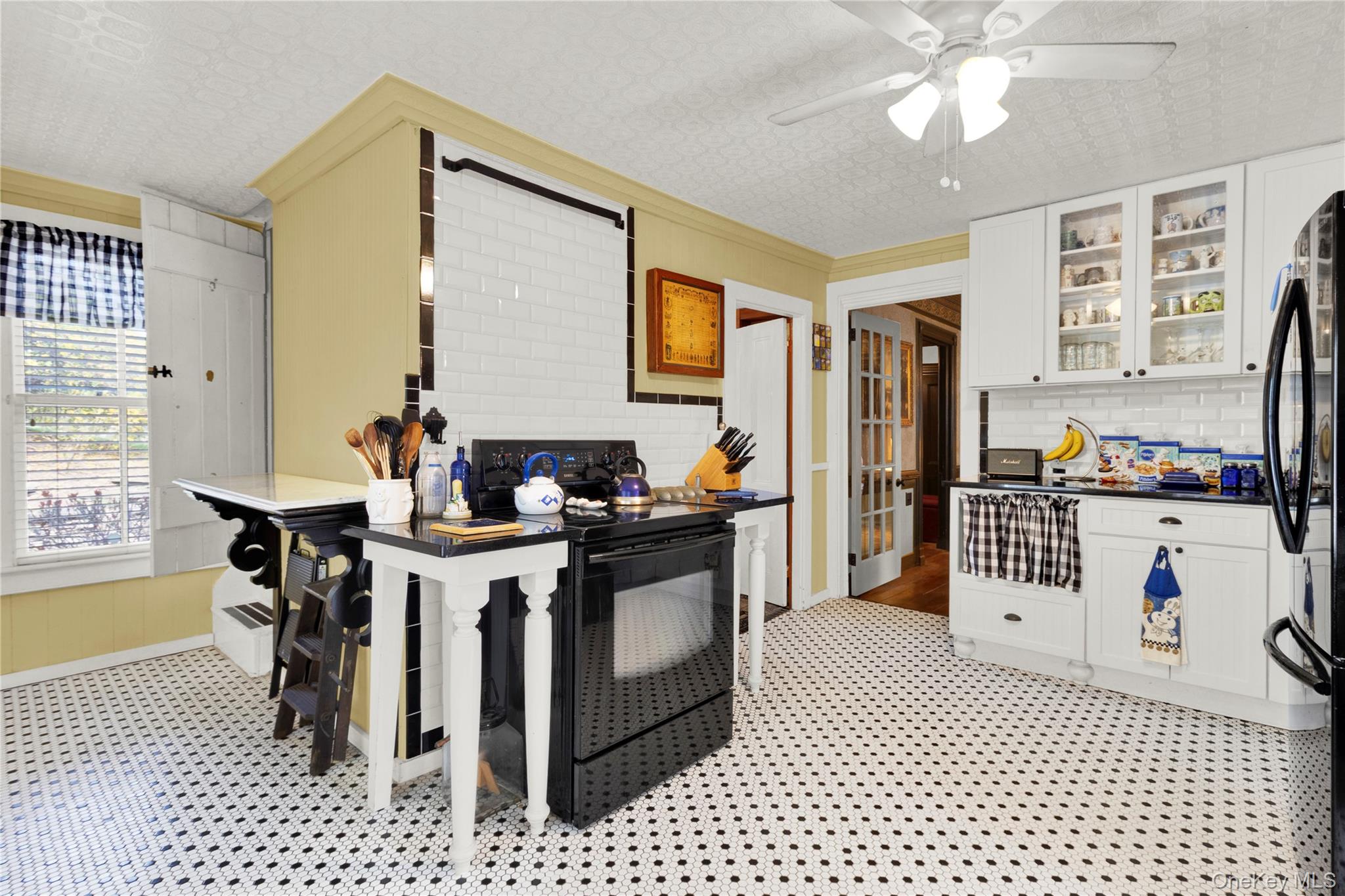 210 Old Town Road East Setauket, NY 11733 - Photo 9 of 28