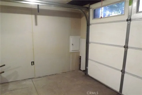 $380,000 | 590 Lanes End, Crestline, CA 92325