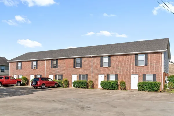 $995 | 125 Coyote Court, Unit 4, Clarksville, TN 37043