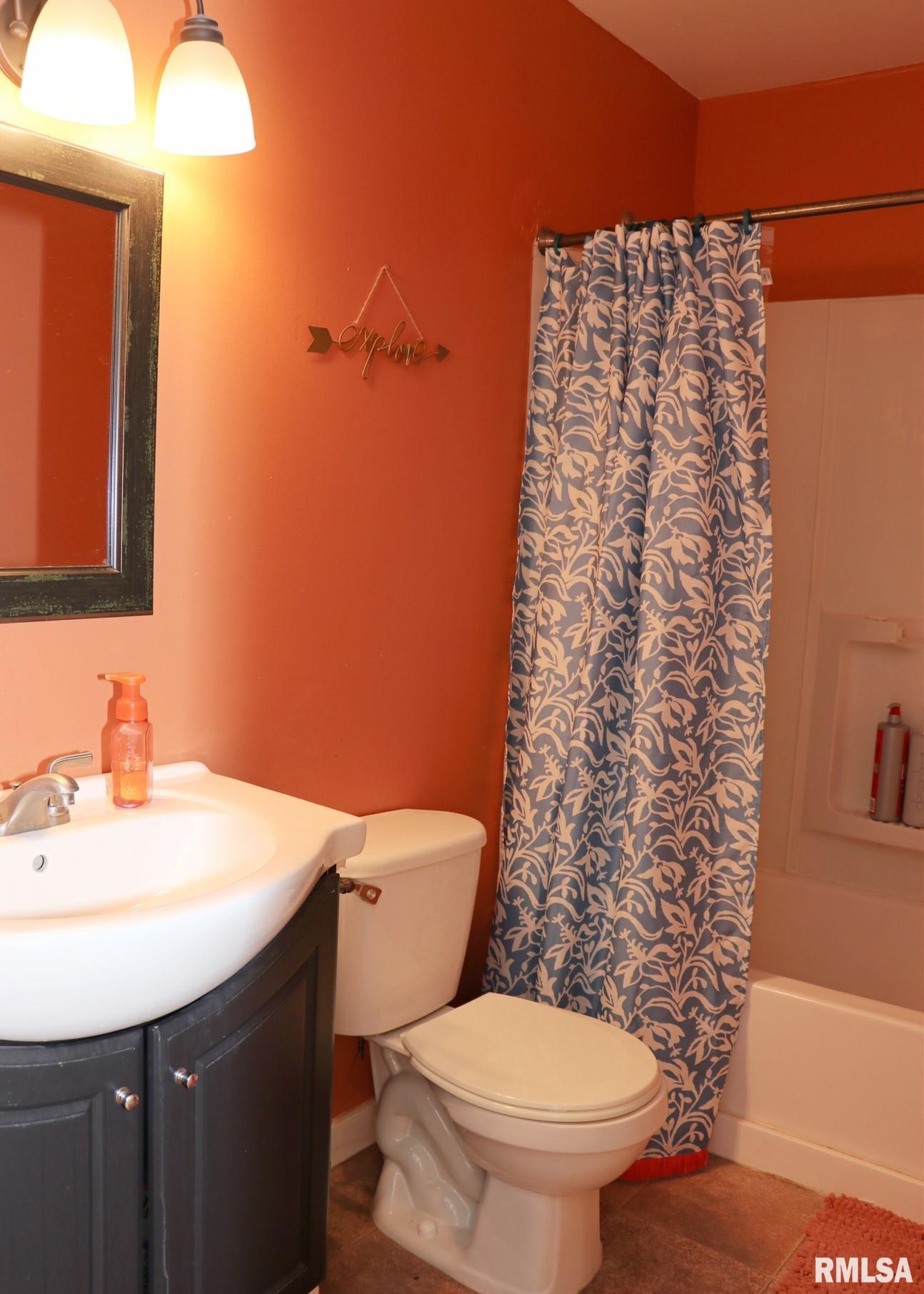 1306 South 9th Street Clinton, IA 52732 - Photo 16 of 19 Gallery Image 16