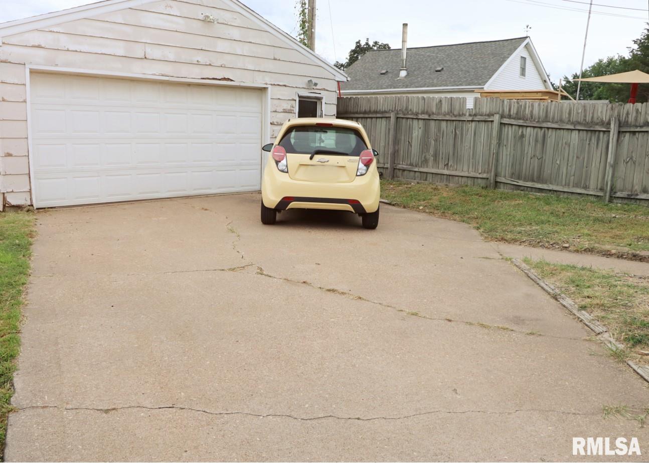 1306 South 9th Street Clinton, IA 52732 - Photo 19 of 19 Gallery Image 19