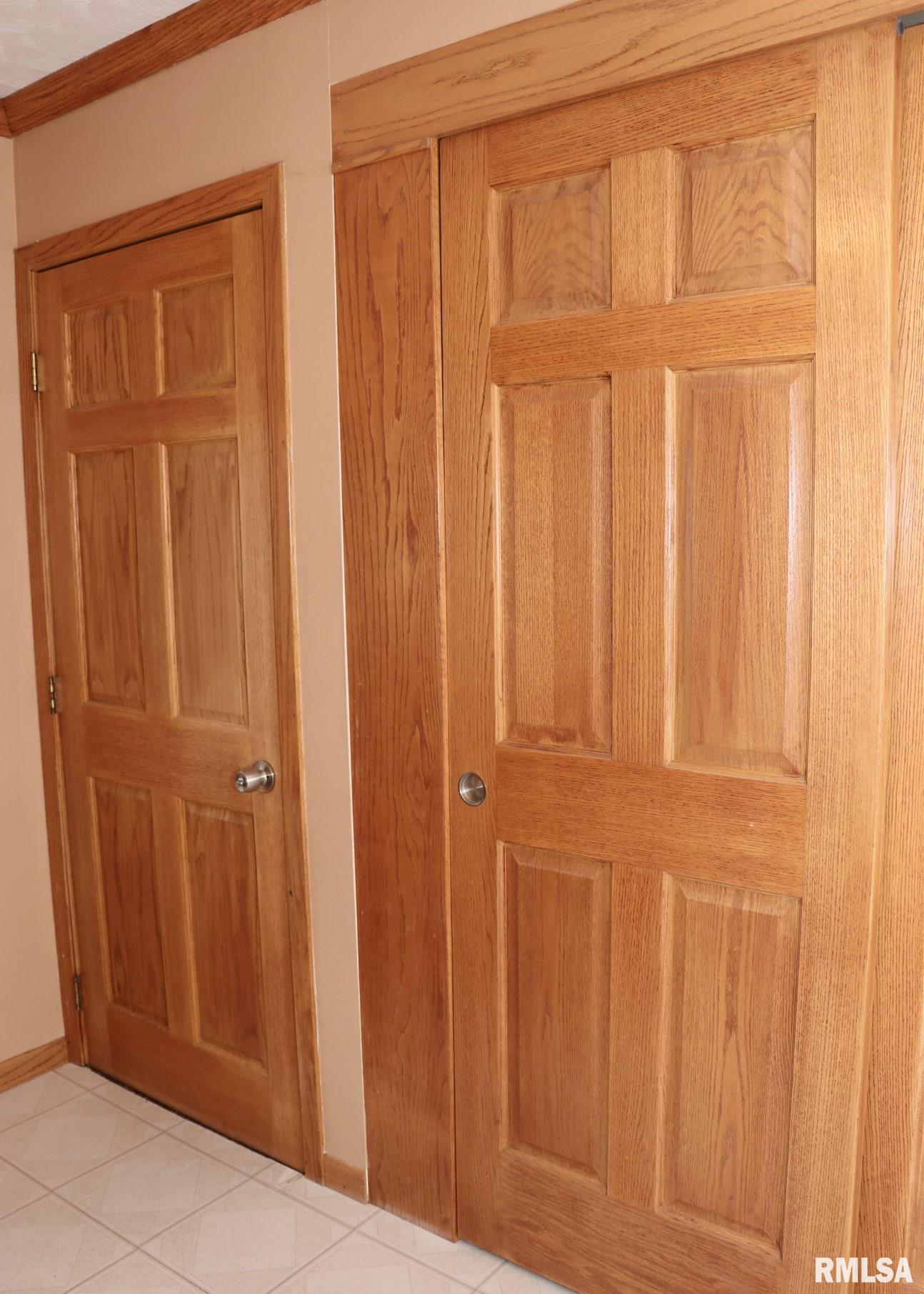 1306 South 9th Street Clinton, IA 52732 - Photo 8 of 19 Gallery Image 8