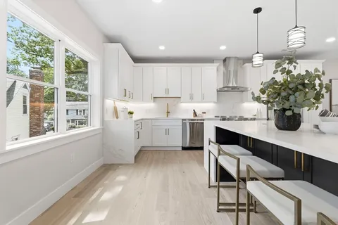 $1,690,000 | 35 Miller Avenue, Framingham, MA 01702