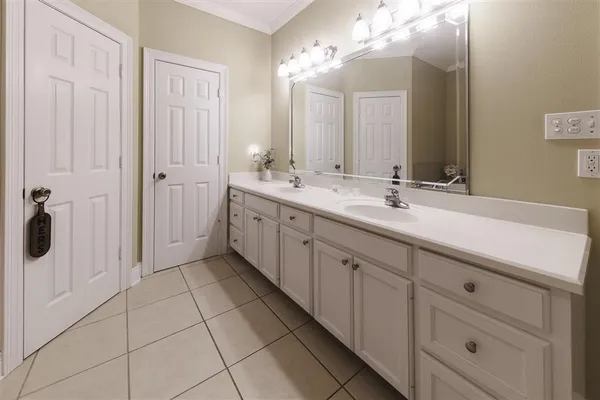 $339,000 | 1649 South Woodland Forest Drive, Lake Charles, LA 70611