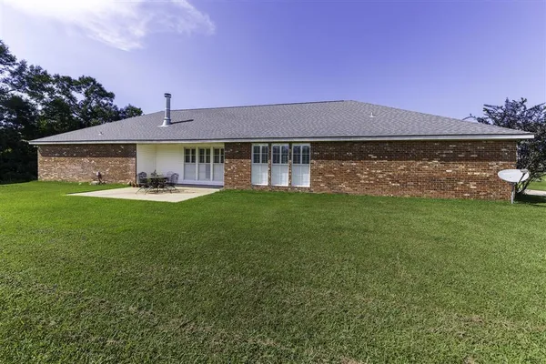$339,000 | 1649 South Woodland Forest Drive, Lake Charles, LA 70611