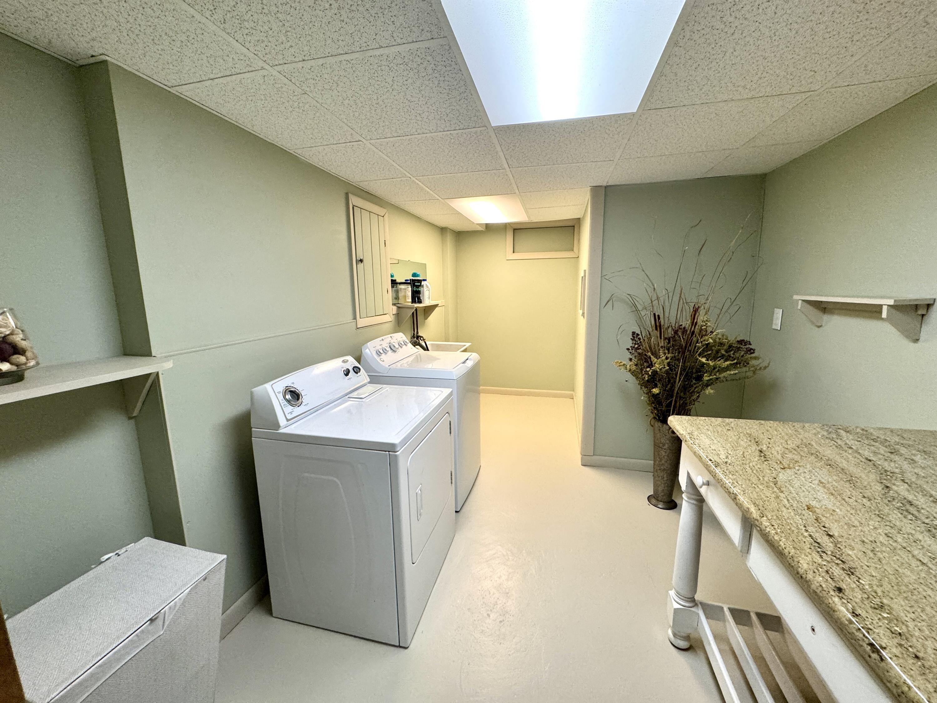 281 Clyde Road Bangor, ME 04401 - Photo 61 of 108 IMG_9142
