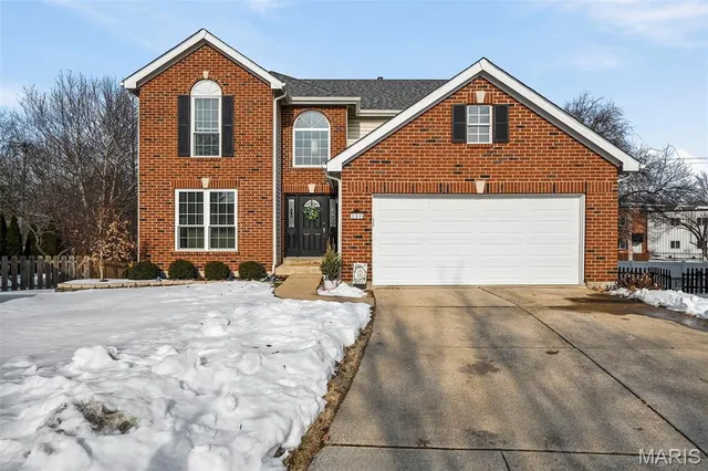 $374,900 | 200 Westwind Estates Court, Valley Park, MO 63088