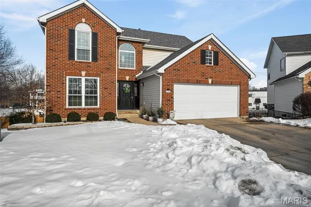 $374,900 | 200 Westwind Estates Court, Valley Park, MO 63088